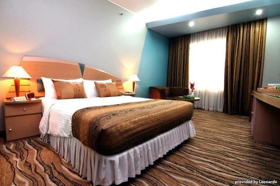 La Vinci Hotel Dhaka Exteriör bild